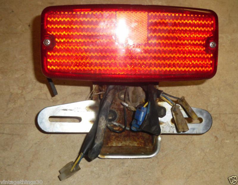 1981 yamaha xs850 tail light assembly oem 2a2-84710-60-00