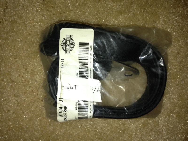 New harley davidson seat grabstrap for 2004 touring models