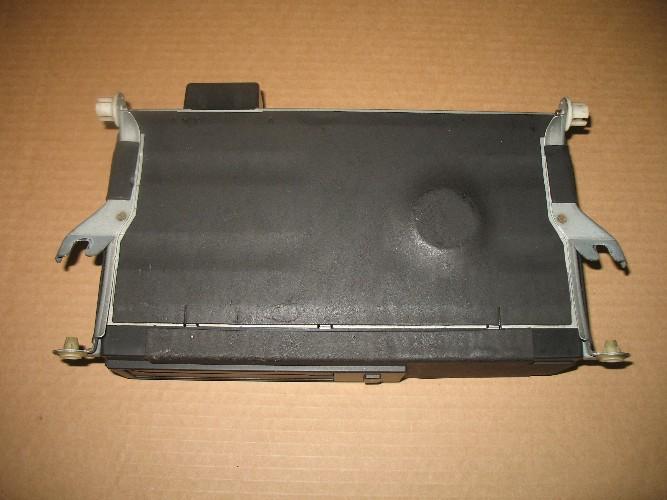 1997 1998 1999 2000 2001 lexus es es300 pioneer cd player changer 86270-33040 