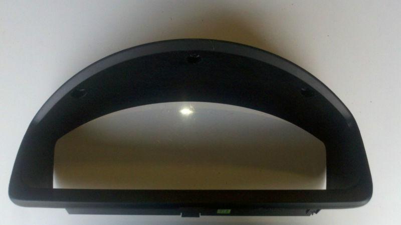 04 kia rio insturment cluster bezel