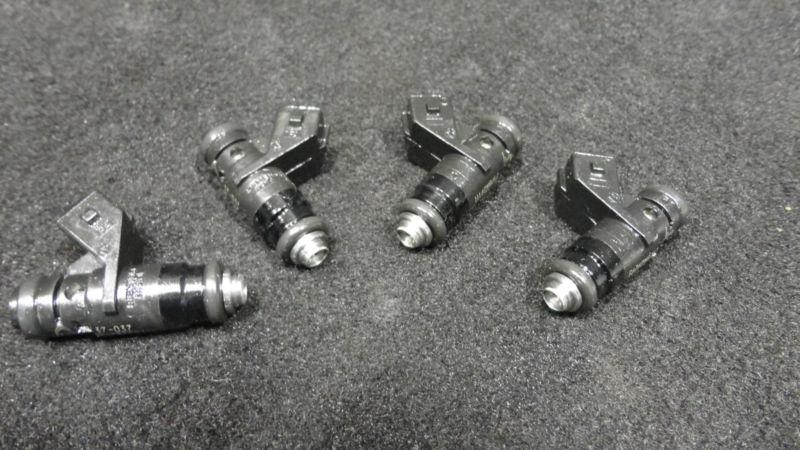 Set of 4 injectors assembly #840481t01 mercury/mariner  2004-2007/09/10 #1 (509)