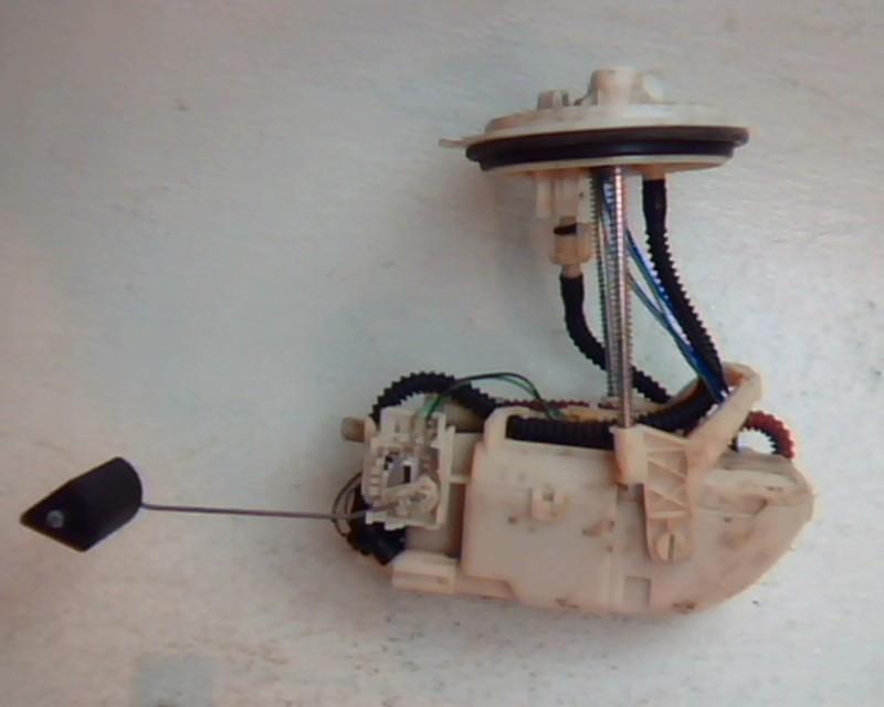 2004 cadillac srx fuel pump 2569108