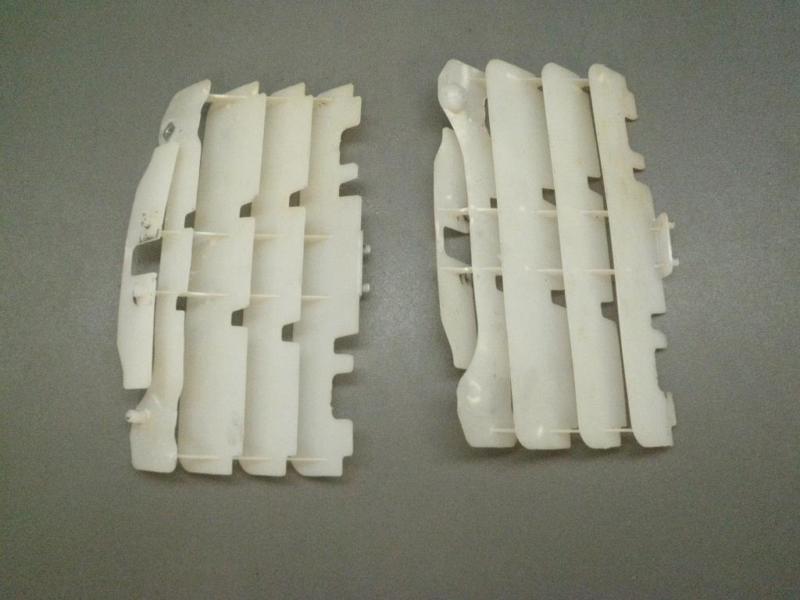 Radiator shrouds louvers/guards/fins left/right yz 450 f 08 (06/07/09 wr/250)