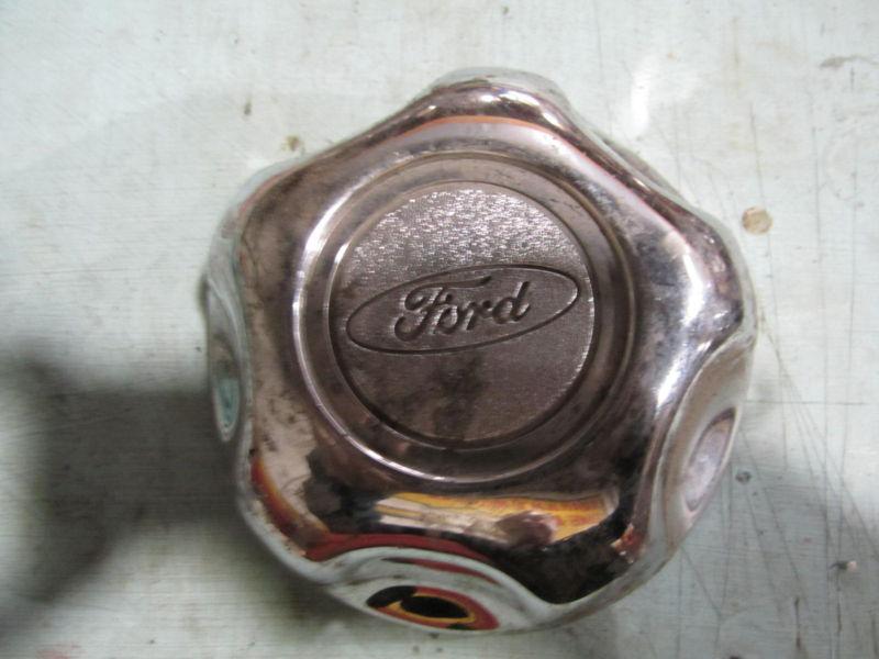 Ford original equipment wheel center cap oe # f57a1ao96mb  oe # f57a1ao96pb