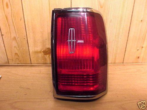 Lincoln town car 95 96 97 1995 1996 1997 tail light passenger right rh