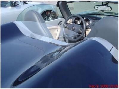 The nunber one pontiac solstice windscreen, windblocker