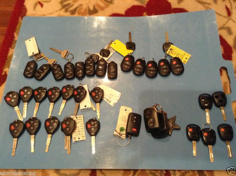 Big lot of 30 smart key fobs toyota lexus tundra camry etc car truck suv nr!  