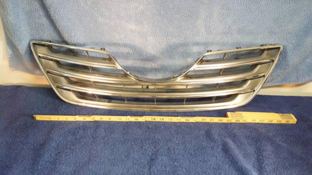 07 08 09 toyota camry front grille oem