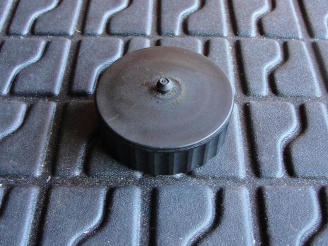 Bmw e30 e34 e36 e39 diagnostic plug cap -  original!