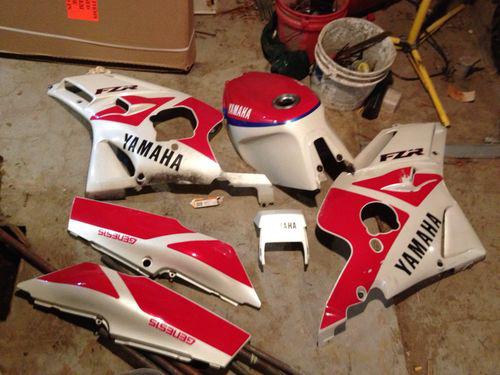 1991 fzr 600 plastics kit