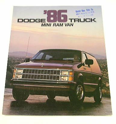 1986 86 dodge mini ram van brochure royal std