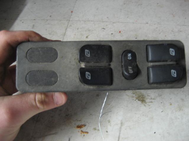 Drivers side window switch saab 900 1994 94 5926