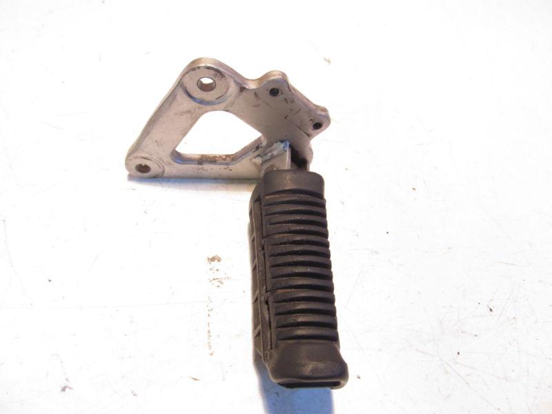 Suzuki gs500 gs 500 1989-1993 left front foot peg w bracket   110988