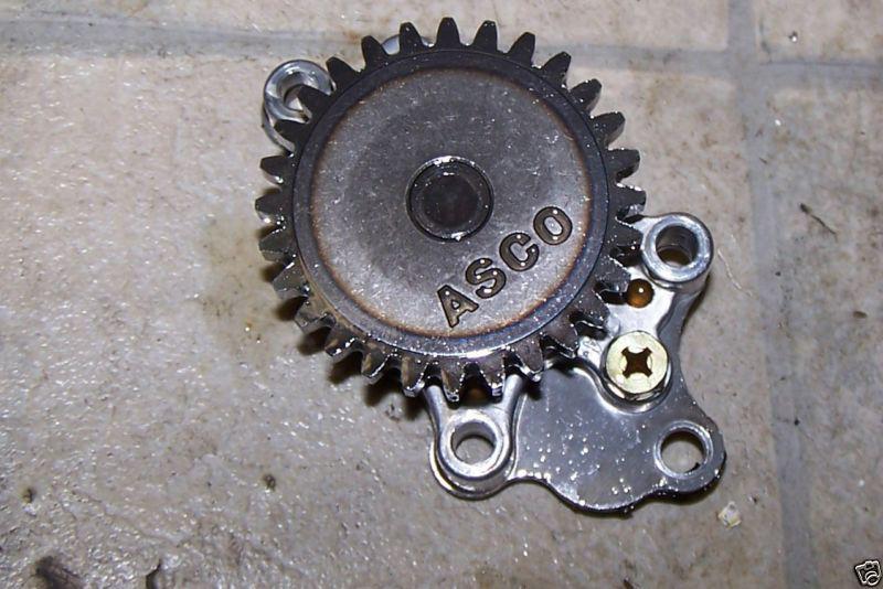 Oil pump   kz440 kawasaki kz 440 ltd 03-81