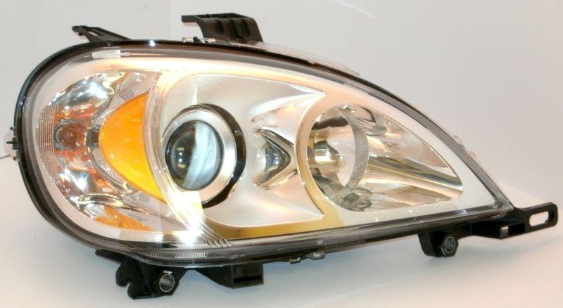 New! mercedes benz halogen headlamp, right (ml 320 350 500) oem hella 1638205061