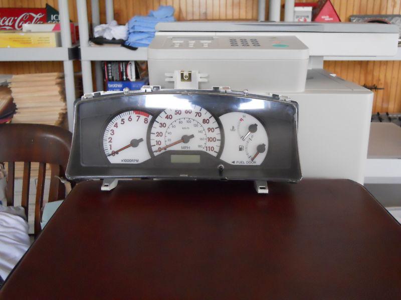 03 04 toyota corolla s speedometer instrument head cluster tn157510-5152 oem