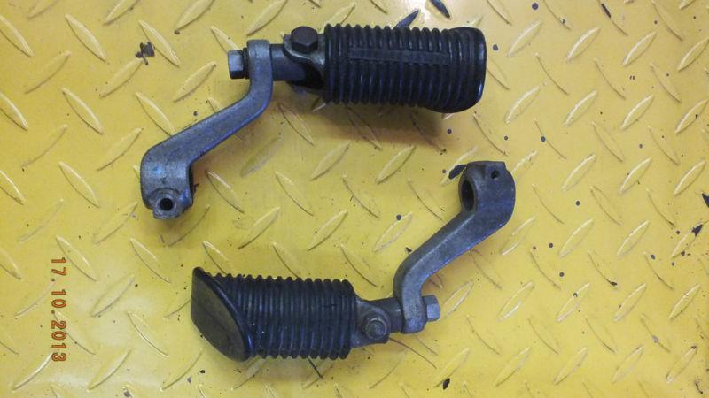 Used oem passenger footpegs and mounts - fine spline