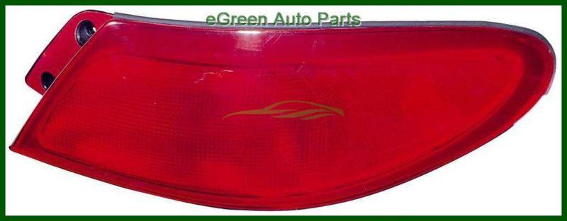 97-98 escort sedan 4 door tail light lamp right passenger