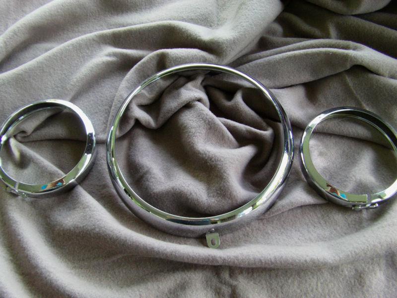 Harley-davidson headlamp and passing lamp trim rings