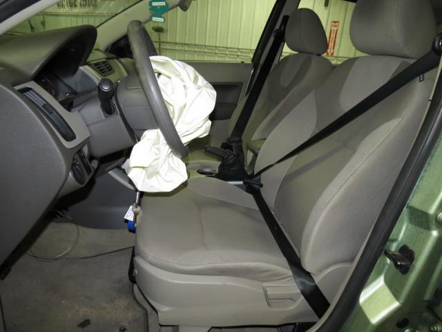 2008 ford focus front driver seat belt & retractor only black