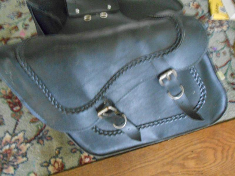 Used~willie and max braided saddle bags