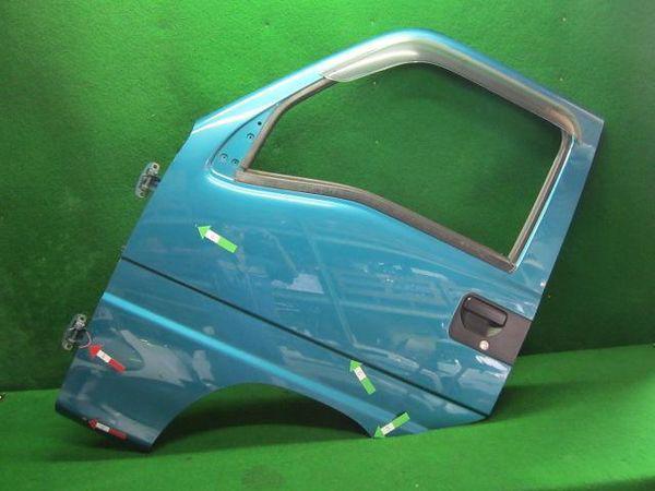 Subaru sambar 2002 front left door assembly [1213200]