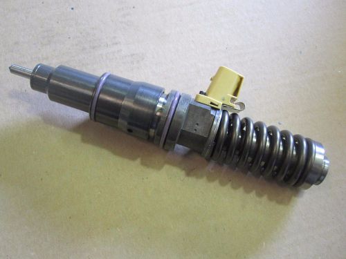 Volvo d16d engine fuel injector #85000496