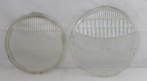 Lot of 2 antique automobile headlight lenses 8 21/32&#034; x 7 7/8&#034; &amp; 9 7/16&#034; x 9&#034;