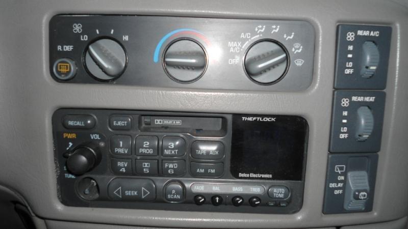 Radio/stereo for 95 96 97 98 99 chevy 1500 pickup ~