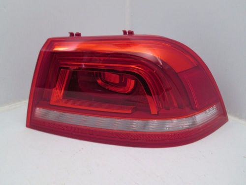 Sell Volkswagen Eos Right Tail Light 12 13 14 15 Oem In Laval Quebec Canada For Us 9999