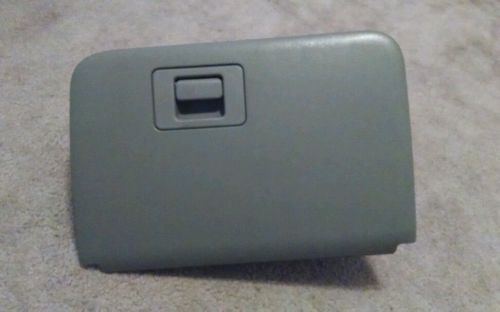 1995-2001 1996 1997 1998 1999 2000 ford explorer grey glove box w/hinge