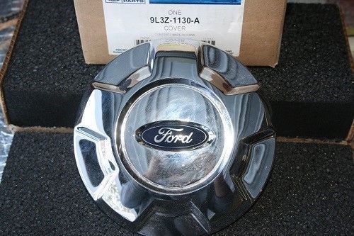 Nos ford  oem 2009-14 truck f150  17&#034; aluminum wheel center cap 9l3z 1130 a