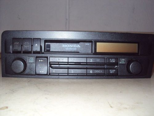 Honda civic oem am/fm radio cassette player  p/n:39100-s5a-a110-m1