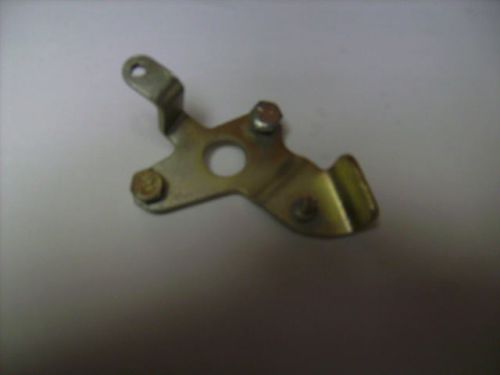 Pontiac throttle bracket for solenoid