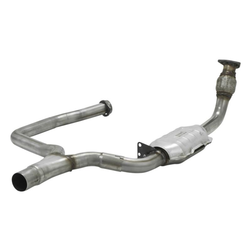 Flowmaster catalytic converter - direct fit - 2.25 in. inlet/outlet - right - 49