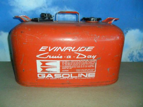 Vintage johnson omc 6 gallon outboard engine gas can fuel tank    evinrude