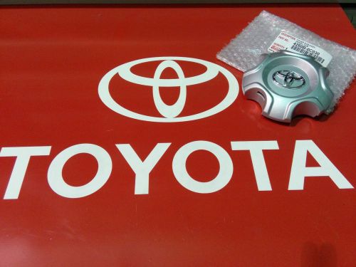 Genuine toyota tundra center cap 2007-2016 4260b-0c030