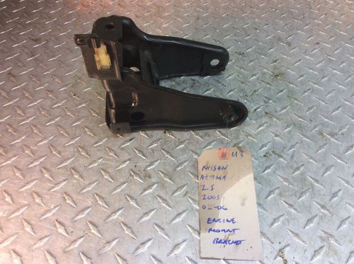 2002-2006 nissan altima 2.5 engine mount bracket 02 03 04 05 06