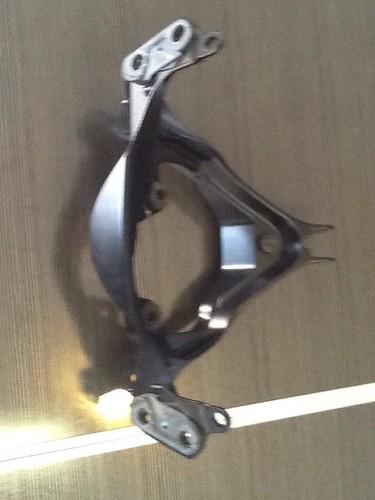 06-07 suzuki gsxr 750 fairing stay