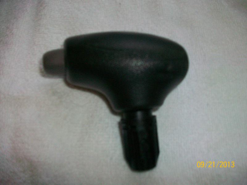 00-05 pontiac bonneville automatic shift knob handle