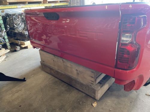 (local pickup only) silvrdo25 2023 trunk/hatch/tailgate 1873903