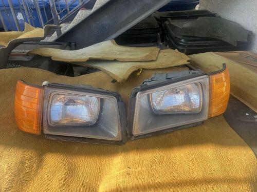 Headlight assembly.