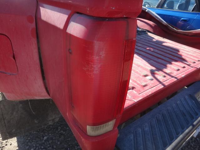 Tail light 91 92 93 94 95 96 ford pickup rectangular  92 93 94 95 96 bronco, l.