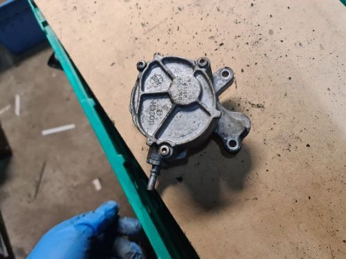 Peugeot 407 2.0 hdi diesel brake vacuum pump