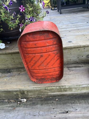 Vintage omc 6 gallon metal outboard gasoline tank