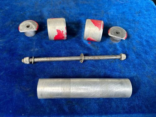 Grumman aa-5 traveler axle with spacers, plugs &amp; axle rod p/n: 702053-1 , 702053