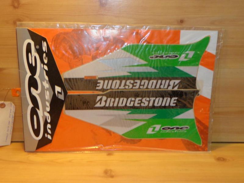 2004-05 kawasaki kx250f kx250 kx 250 f 250f front fork guard graphics one indu 2