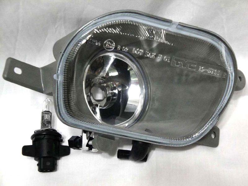 Volvo 03-11 xc90 driving fog light lamp r h w/bulb  new