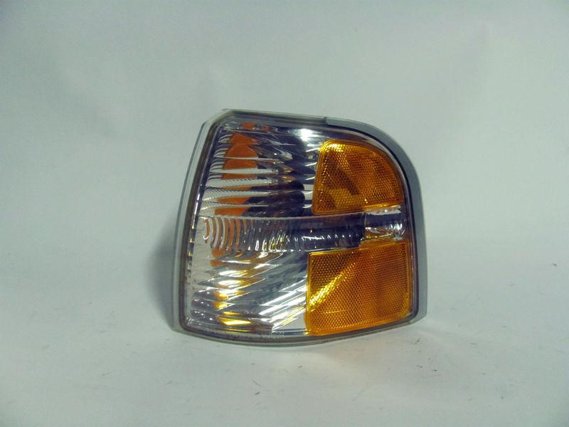 02 03 04 ford explorer oem left turn signal light parklight nice!