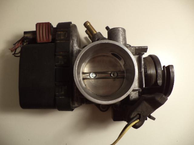 99-03 saab 9-5 9-3 4 cyl turbo 9188186 throttle body free shipping!!!!!!!!!!!!!!